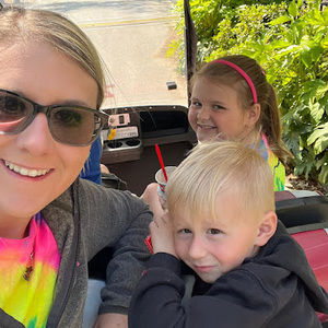 Meet your Posher, Elizabeth